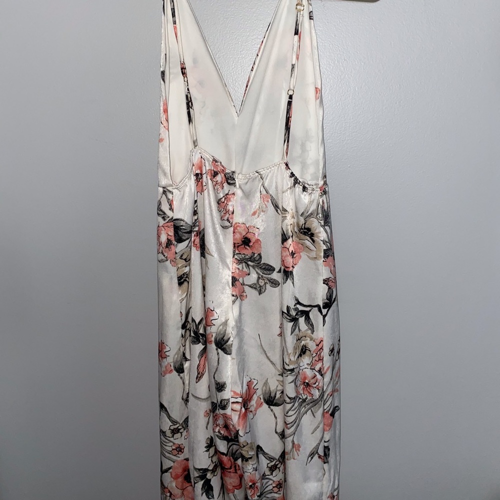 Floral Pantsuit - Picture 3 of 4